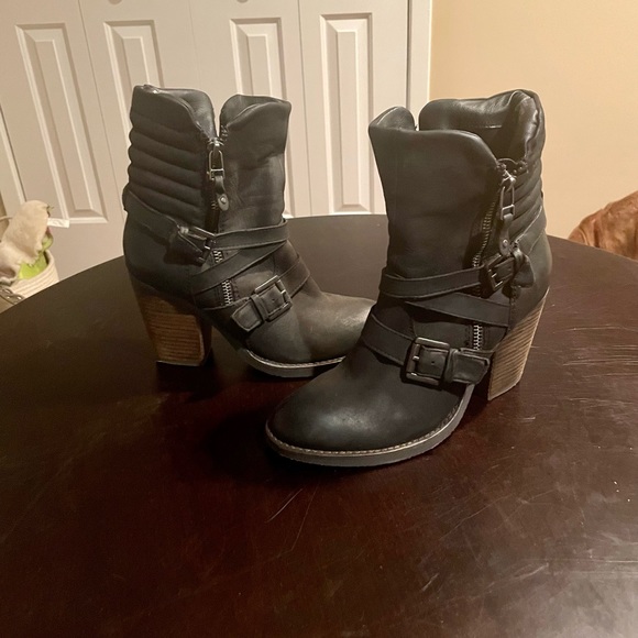 Steve Madden Shoes - Gently pre-loved Steve Madden Boots